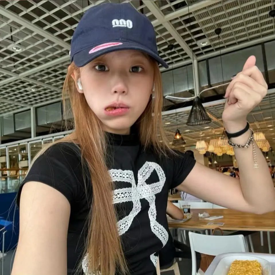 神骡大闹脂粉阵